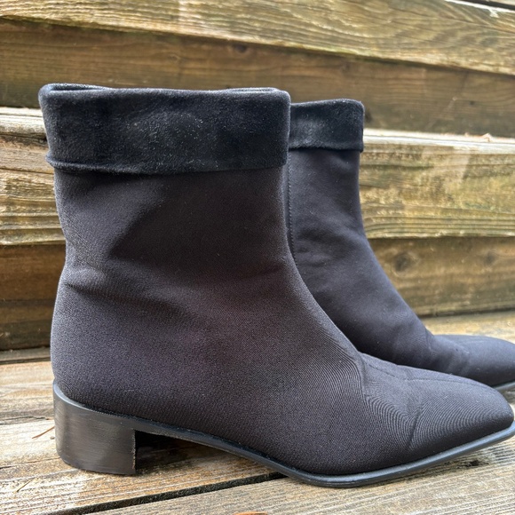 Stuart Weitzman Gore-Tex Ankle Boots • Square Toe • Block Heel • size 7.5 - Picture 1 of 6